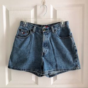 Vintage 90’s Tommy Hilfiger High Waisted Shorts